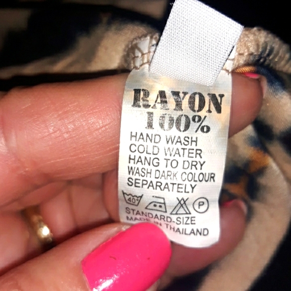 Jayli dress - Picture 6 of 7